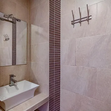 Inmovecos Clipper 311 Apartment
